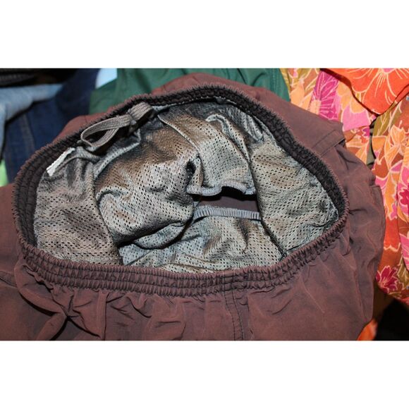 Patagonia men's brown shorts with liner size small - Picture 2 of 7